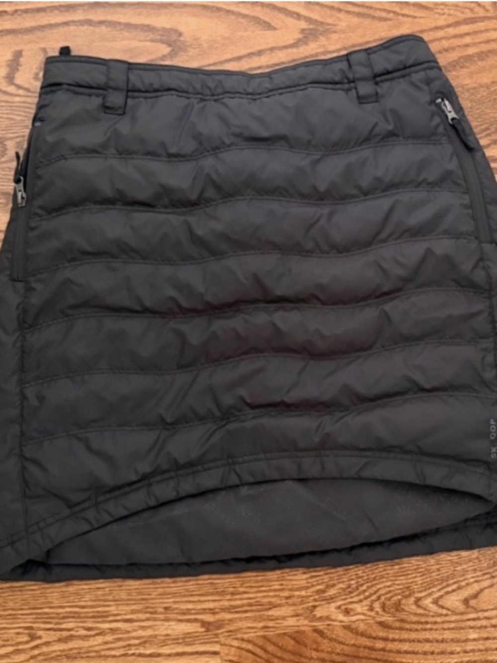 SKHOOP from Sweden Women Black Down Puffer Mini Skirt Insulated Side Zip sz L